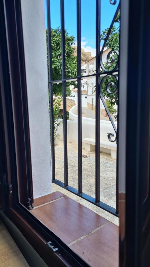 Apartamento Puente Triana Setenil De Las Bodegas Exteriör bild